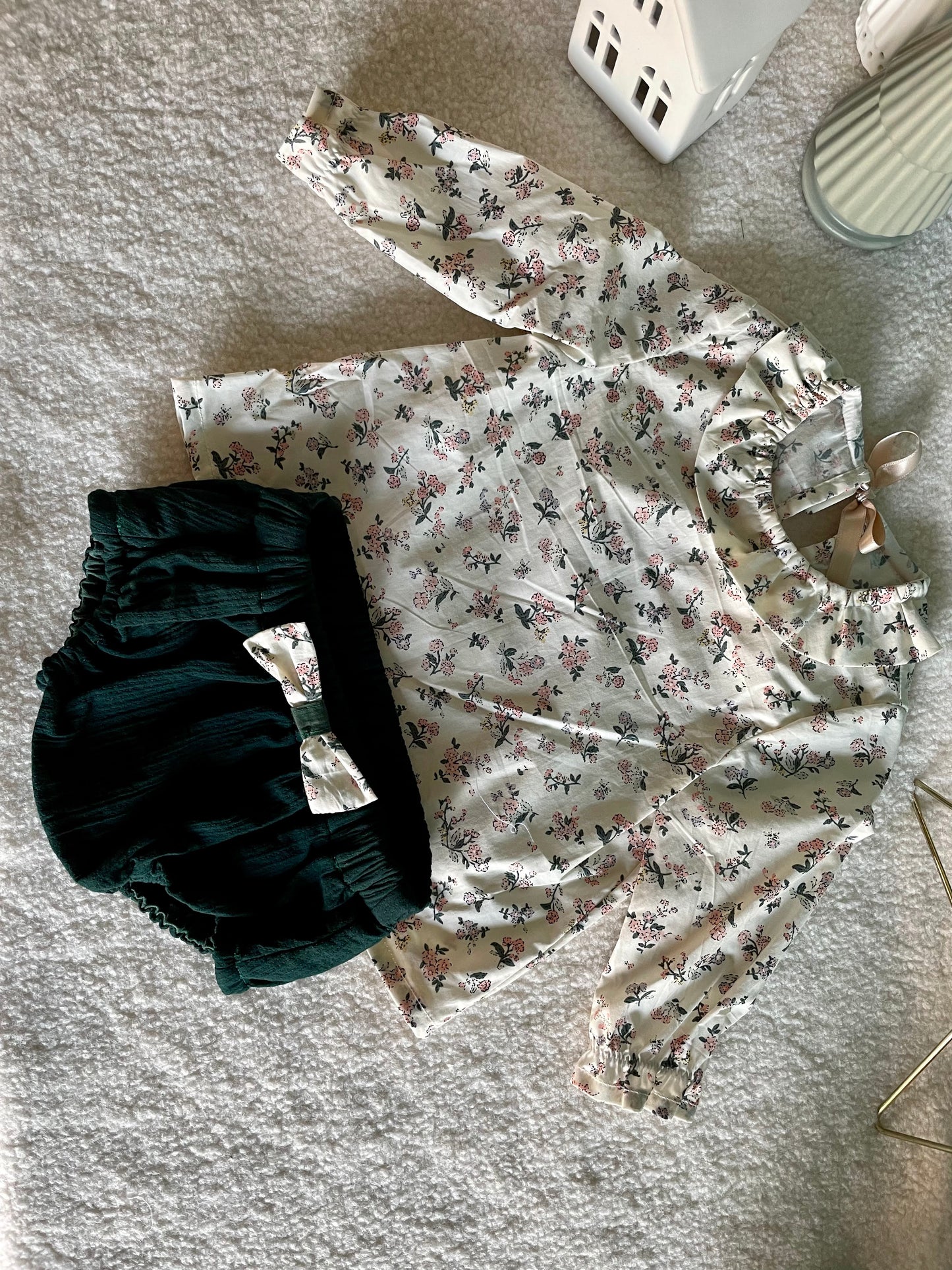 Blouse à col volanté - prototype coton fleuri écru