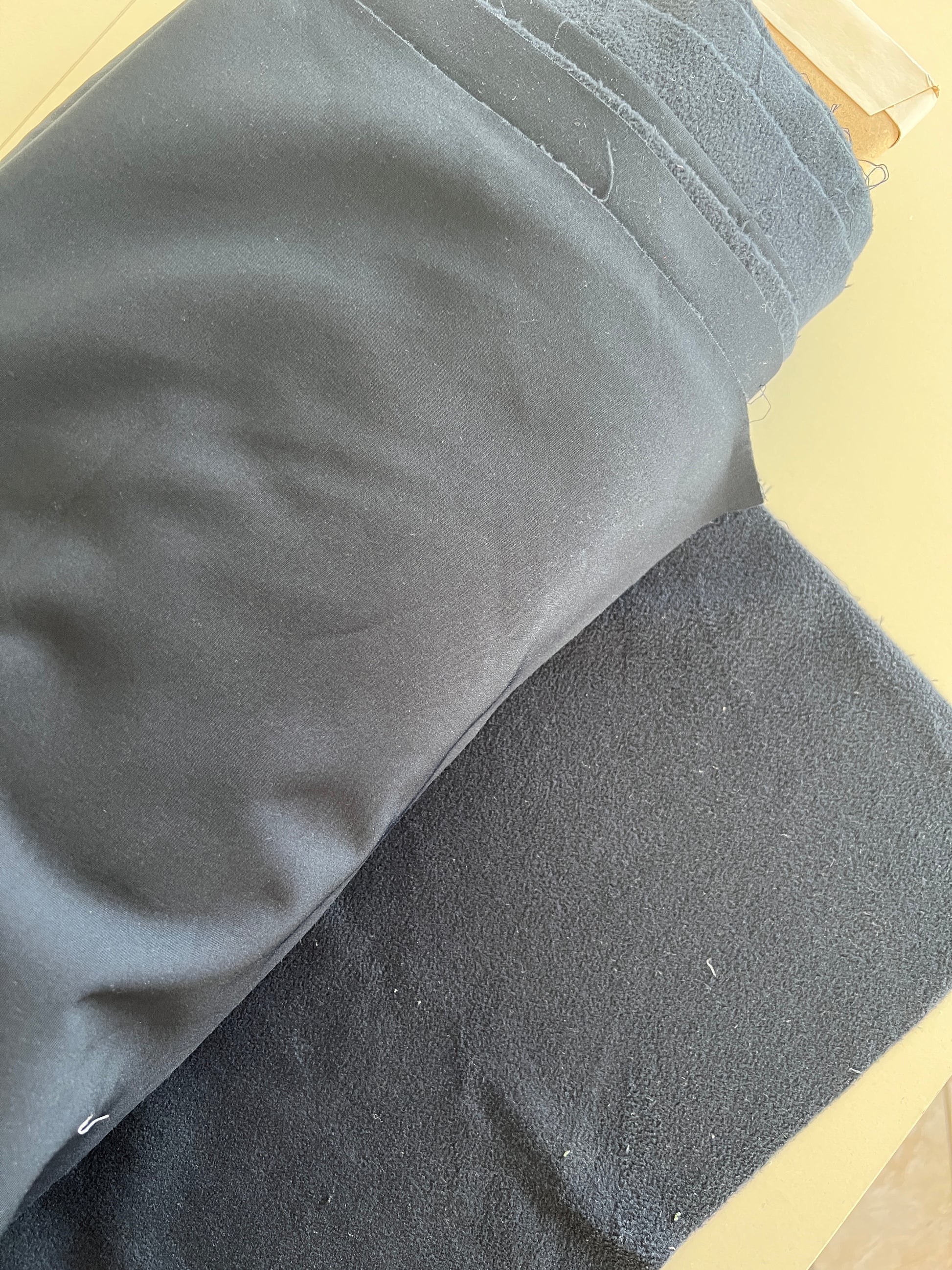 Tissu Imperméable Marine – Coupon de 50 cm - Môme - Petits Patrons