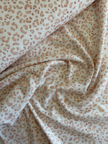 Tissu Jersey Côtelé Léopard OEKO-TEX® – Coupon de 50 cm